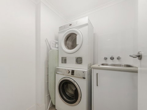 Sunbird Beach Resort Main Beach - Accommodation NT 25