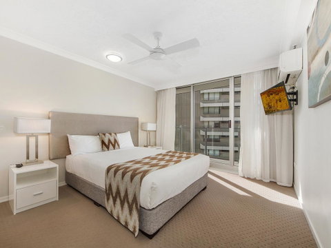 Sunbird Beach Resort Main Beach - Accommodation NT 24