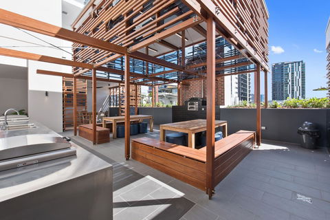 Ivy And Eve Apartments By CLLIX - Accommodation NT 8