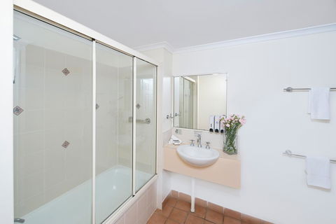 Park Regis Anchorage - Accommodation NT 10