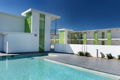Mackay Oceanside Central Hotel Official - NT Tourism 0
