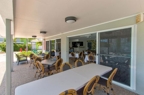 Mackay Oceanside Central Hotel Official - NT Tourism 15