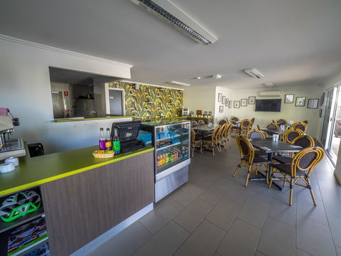 Mackay Oceanside Central Hotel Official - NT Tourism 31