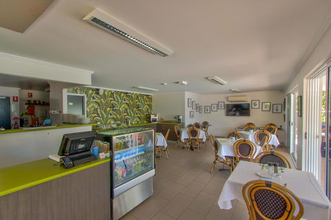 Mackay Oceanside Central Hotel Official - NT Tourism 14