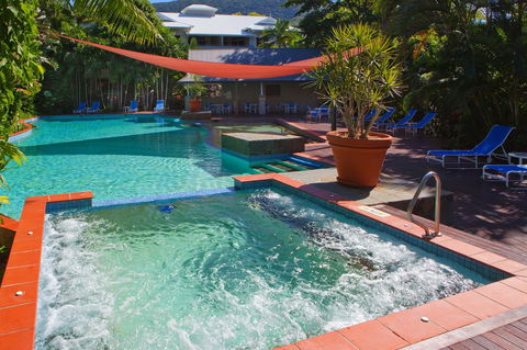 Oasis At Palm Cove - NT Tourism 25