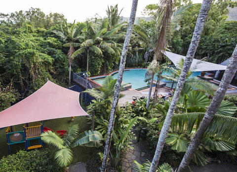 Oasis At Palm Cove - NT Tourism 2
