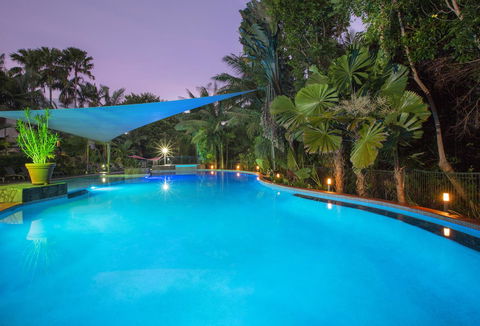 Oasis At Palm Cove - NT Tourism 0