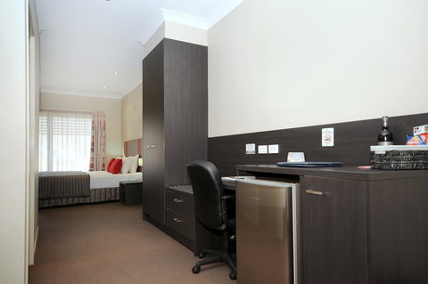 Platinum International - Accommodation NT 20