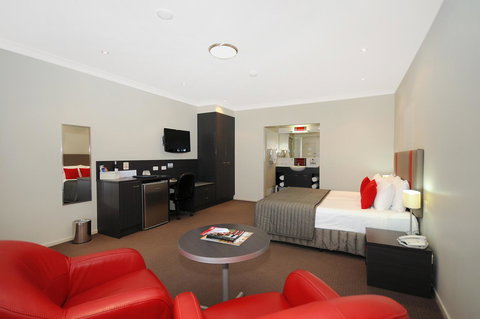 Platinum International - Accommodation NT 19