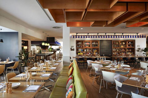 QT Gold Coast - Accommodation NT 13