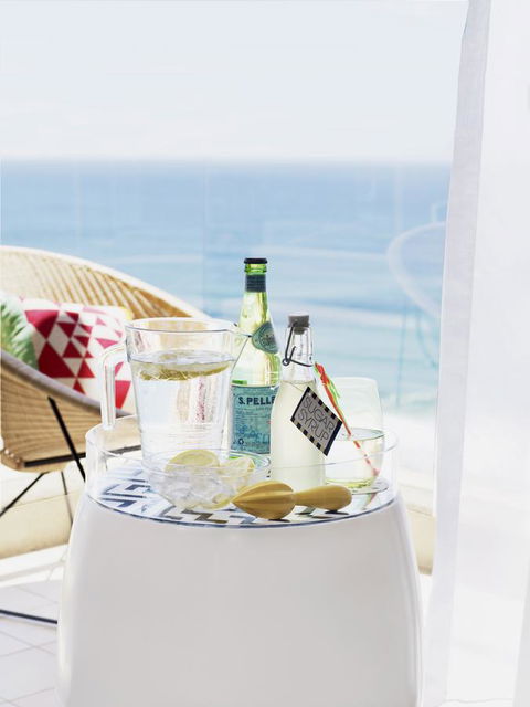 QT Gold Coast - Accommodation NT 27