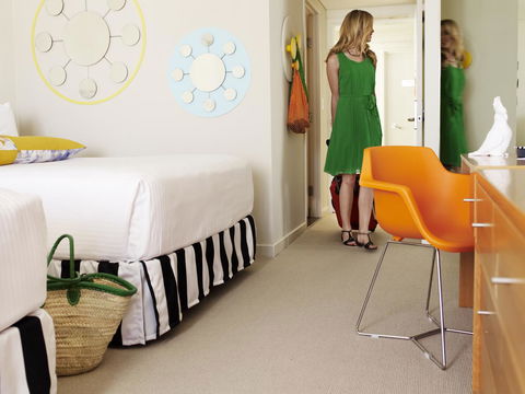 QT Gold Coast - Accommodation NT 37