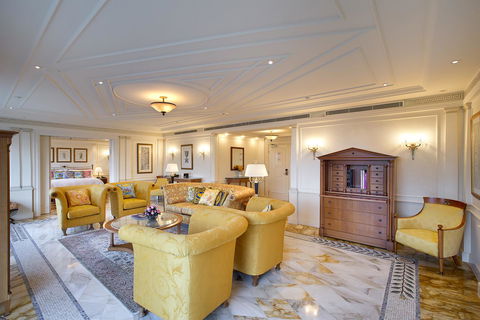 Imperial Hotel Gold Coast - Accommodation NT 21