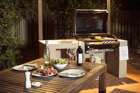 At The Sound Noosa Motel - Accommodation NT 6