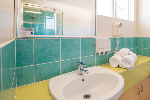 At The Sound Noosa Motel - Accommodation NT 32