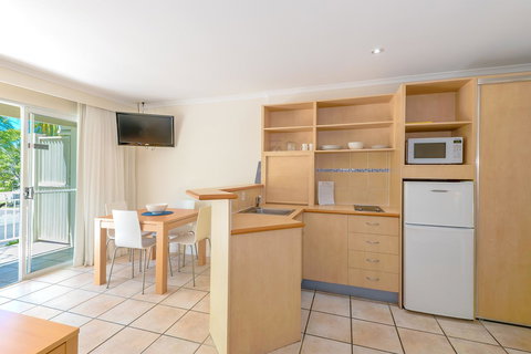 At The Sound Noosa Motel - Accommodation NT 26