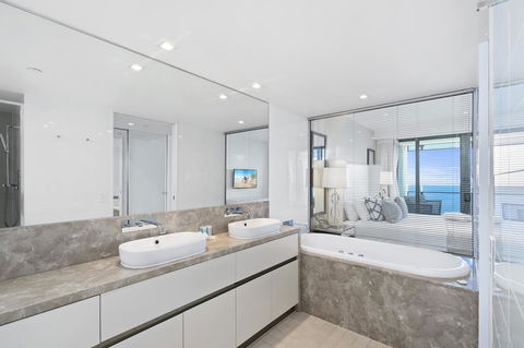 Soul Surfers Paradise - Gclr - Accommodation NT 5