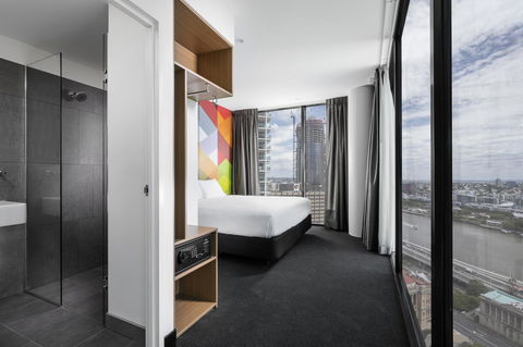 Ibis Styles Brisbane Elizabeth Street - Accommodation NT 6