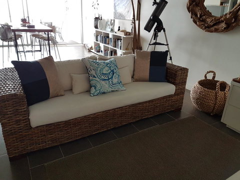 Penthouse On Bright Point - Accommodation NT 13