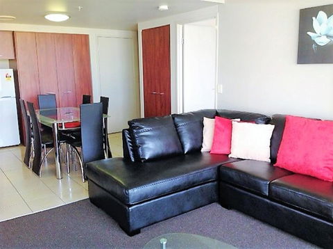 The Towers Of Chevron Renaissance - Holidays Gold Coast - Accommodation NT 41