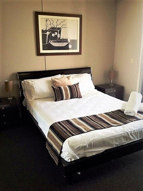 The Towers Of Chevron Renaissance - Holidays Gold Coast - Accommodation NT 40