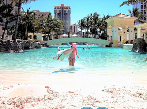 The Towers Of Chevron Renaissance - Holidays Gold Coast - Accommodation NT 1