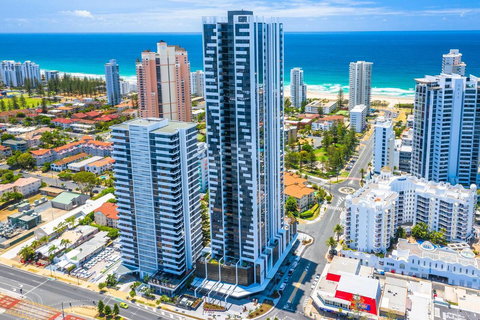 Qube Broadbeach Ocean View Apartments - Accommodation NT 0