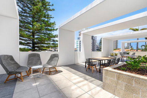 Qube Broadbeach Ocean View Apartments - Accommodation NT 4
