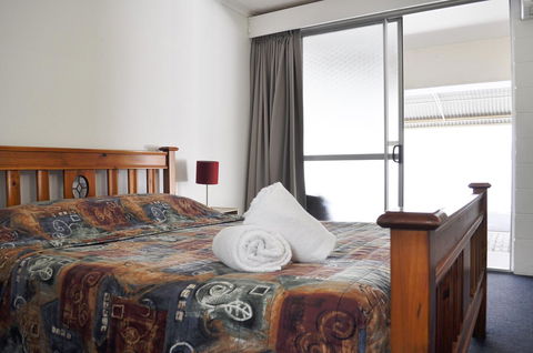 Alexandra Park Motor Inn - Accommodation NT 38