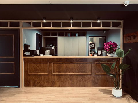 Woodroffe Hotel - Accommodation NT 1