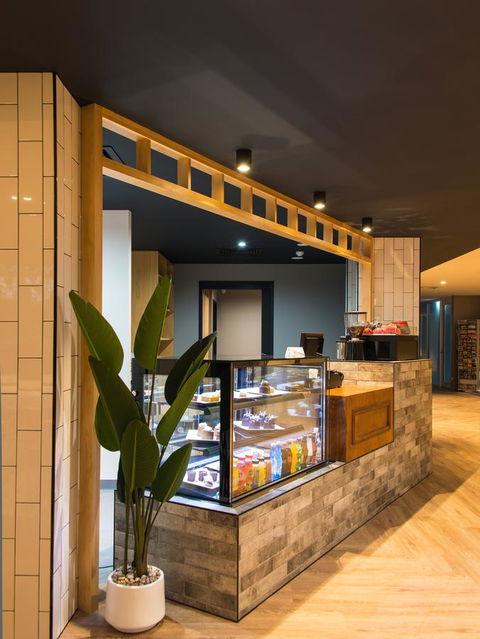 Woodroffe Hotel - Accommodation NT 21