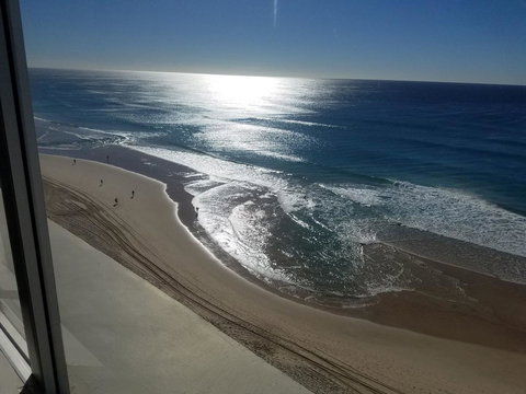 Golden Sands On The Beach - Absolute Beachfront Apartments - Accommodation NT 25