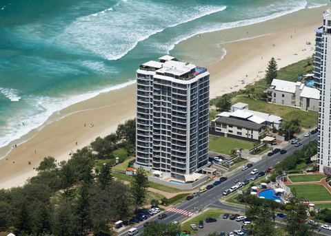 Golden Sands On The Beach - Absolute Beachfront Apartments - Accommodation NT 0