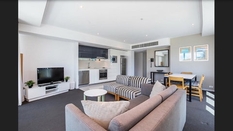 Gold Coast Private Apartments - H Residences, Surfers Paradise - Accommodation NT 33