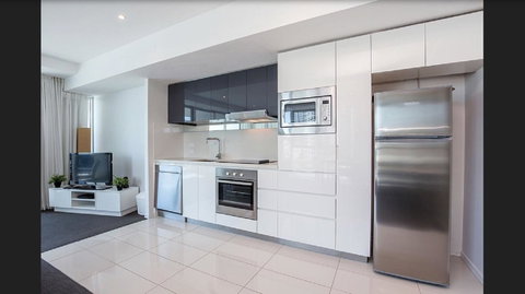 Gold Coast Private Apartments - H Residences, Surfers Paradise - Accommodation NT 41