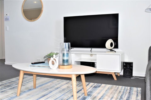 Gold Coast Private Apartments - H Residences, Surfers Paradise - Accommodation NT 14