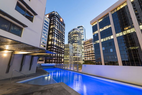Oaks Brisbane Aurora Suites - Accommodation NT 2