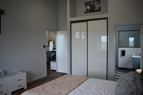 Ironbark House - Accommodation NT 23