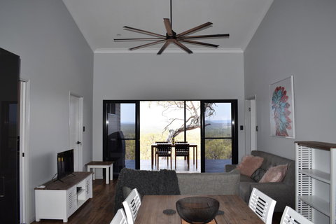 Ironbark House - Accommodation NT 30