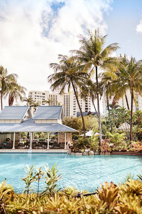 Novotel Cairns Oasis Resort - NT Tourism 4