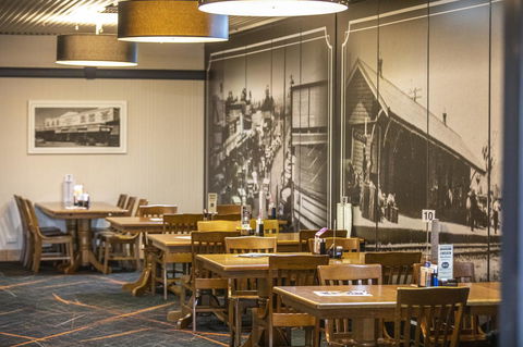 Nightcap At Atherton Hotel - Accommodation NT 17