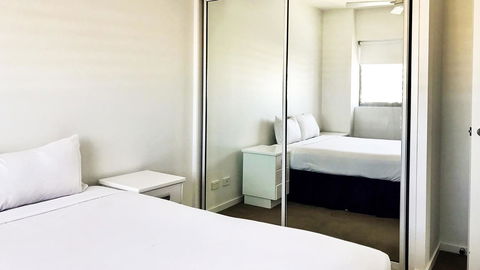 Oaks Townsville Gateway Suites - NT Tourism 5