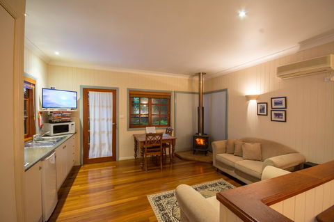 Allumbah Pocket Cottages - Accommodation NT 11