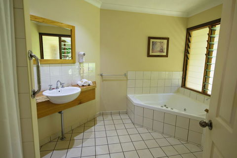 Allumbah Pocket Cottages - Accommodation NT 35