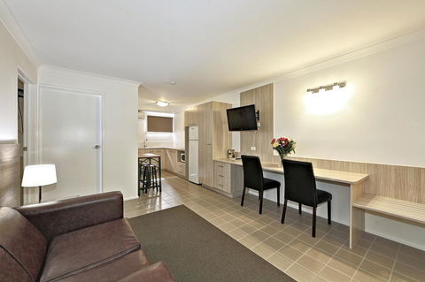 Smart Motels Bert Hinkler - Accommodation NT 31