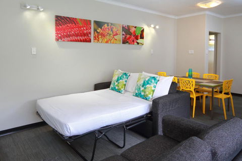 Palm Beach Hotel - Accommodation NT 22