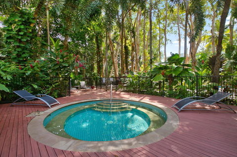 Palm Cove Beach Apartment - NT Tourism 20