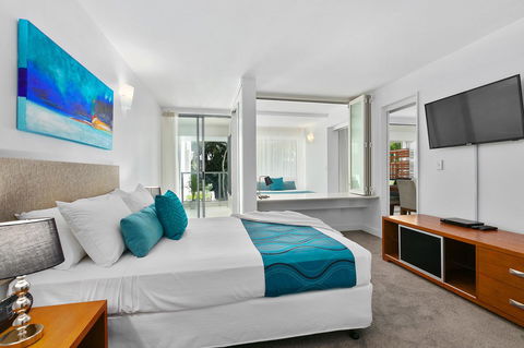 Palm Cove Beach Apartment - NT Tourism 13