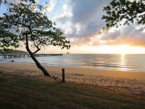 Palm Cove Beach Apartment - NT Tourism 26