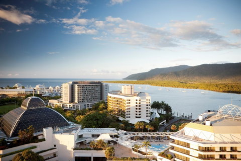 Pullman Cairns International - Accommodation NT 24